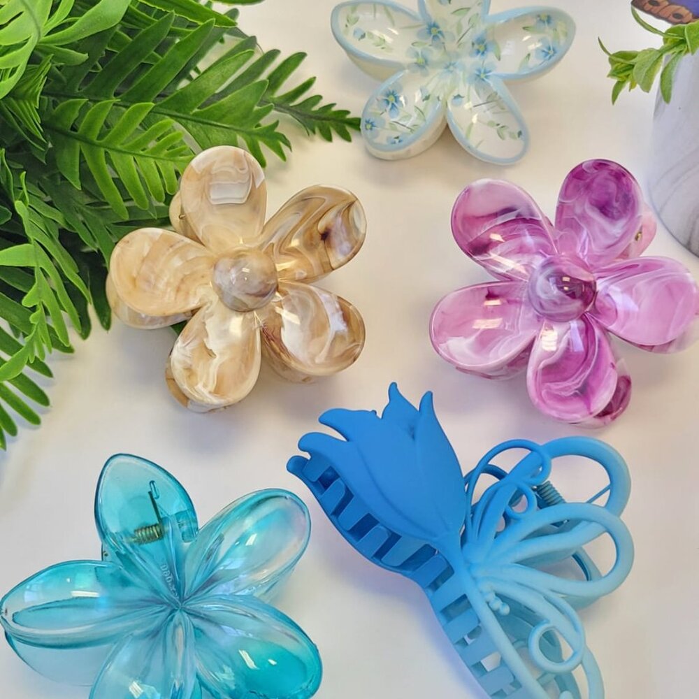 ✨Bundle 5 PCS | Assorted Hair Clips Flower Claw Clips Hair Accessories✨